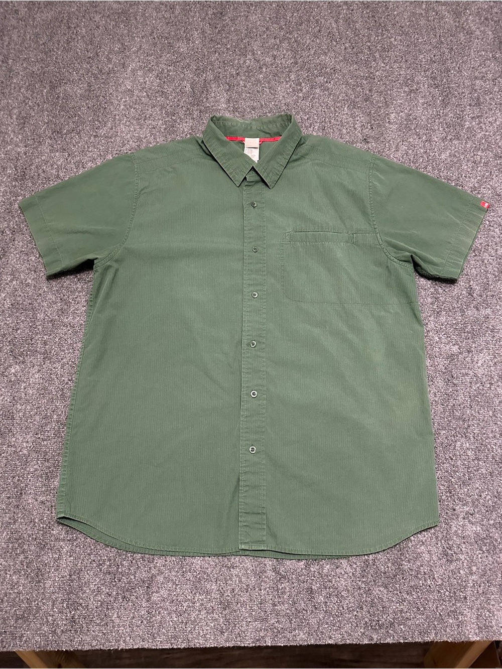 The North Face Men's Short-Sleeve Button-Up Shirt Fishing Hunting Olive Green XL